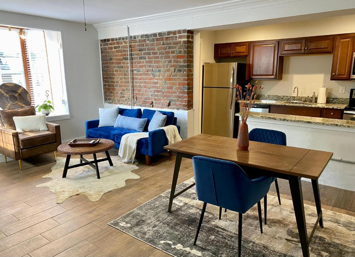 Cozy Historic Family Home In The Heart Of Richmond Eksteriør billede
